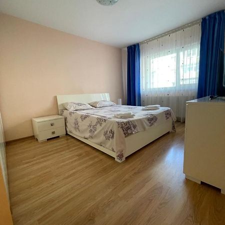 Апартаменти Cerna Apartament Брашов Екстер'єр фото